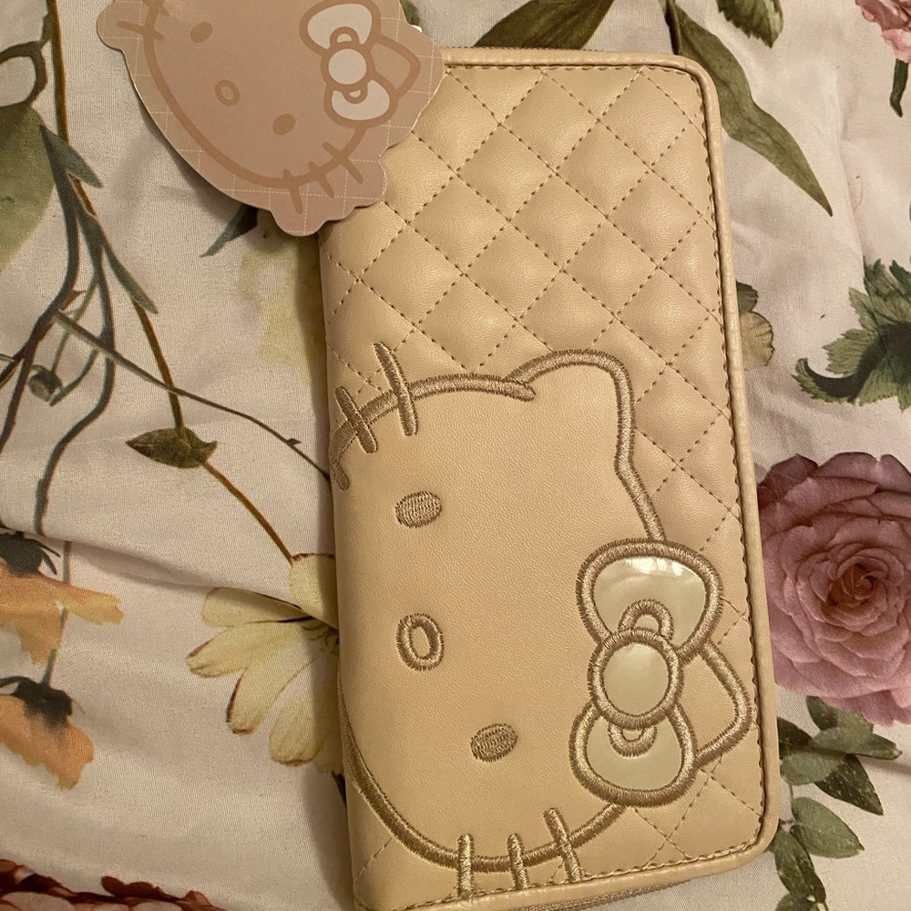 Hello kitty wallet